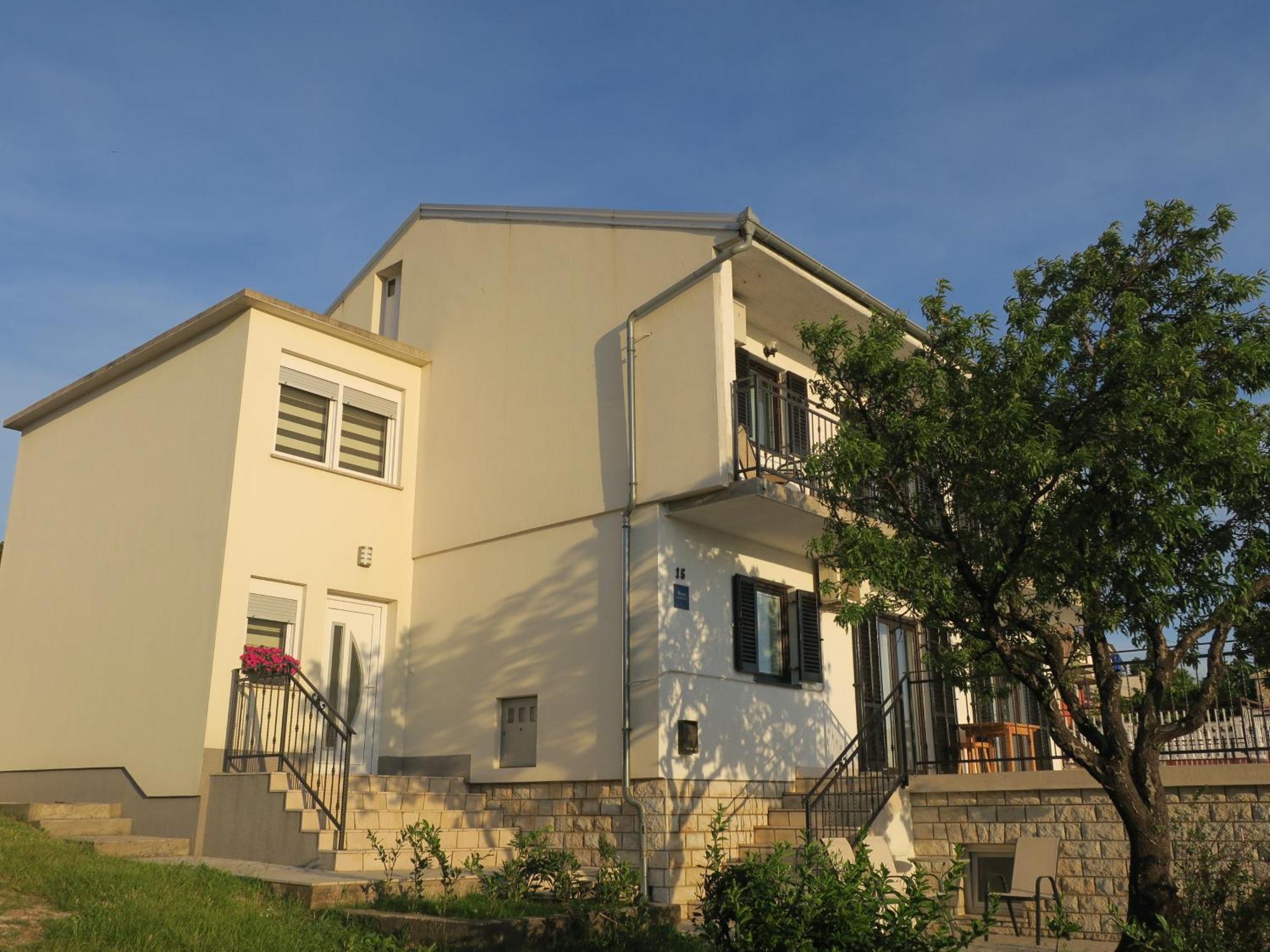 Mesic Apartment Сен Екстериор снимка